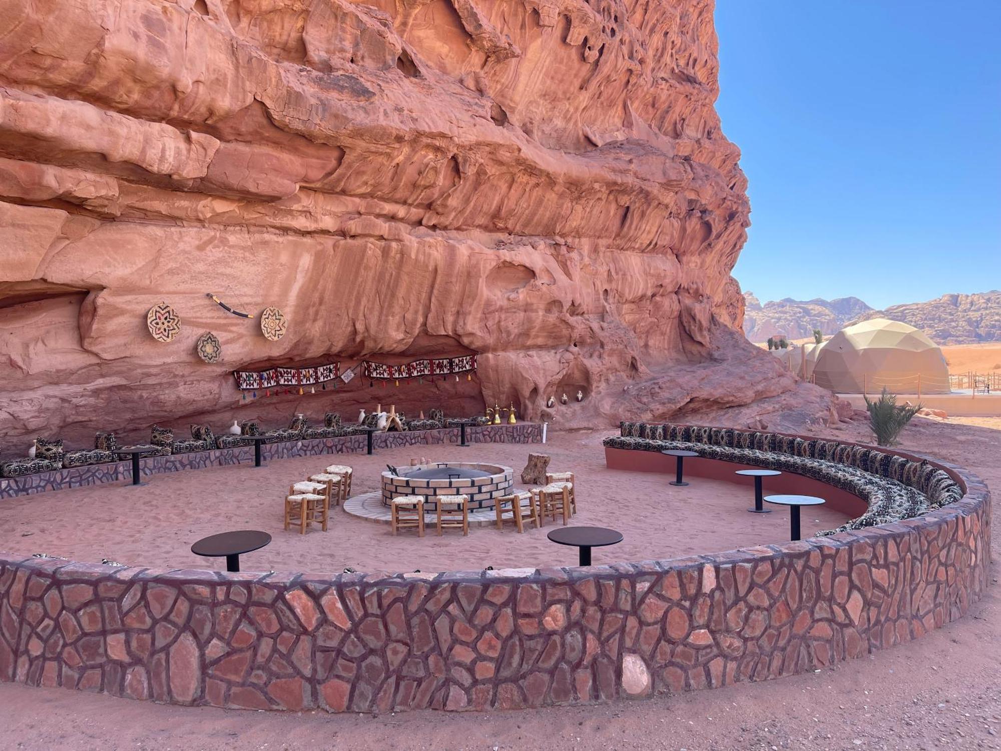 Valley Resort Wadi Rum Exterior photo